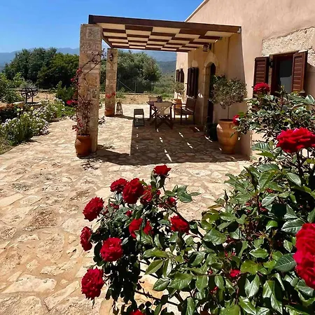Villa Iliopetra Beritiana
