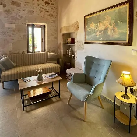 Iliopetra Villa